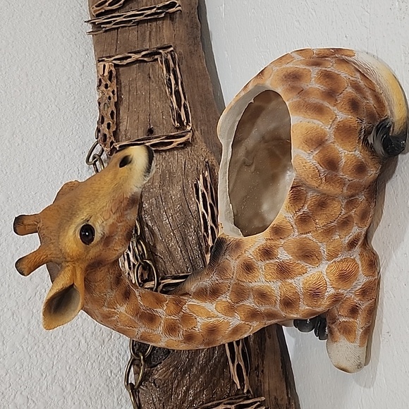 Vintage Resin Giraffe Planter Animal Print - Picture 8 of 8